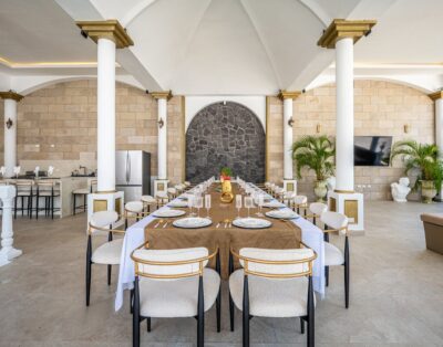 The Palace 10BR Luxury Villa with Jacuzzi Pool Bar
